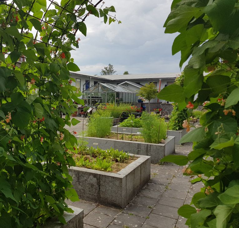 Tradgarden01